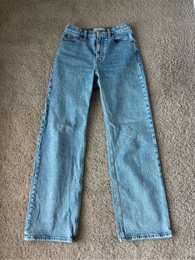 Abercrombie & Fitch Light 90s High Rise Relaxed Jeans
